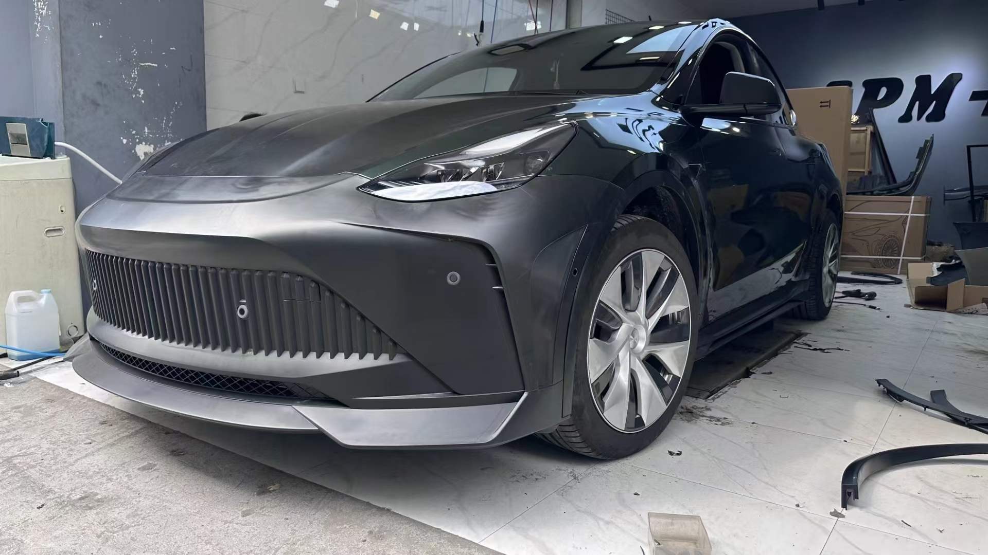 Robot Craftsman Tesla Model Y Starship Polypropylene Front Lip Addon Aftermarket Carbon Fiber Part / Bodykit - Robot Bodykits
