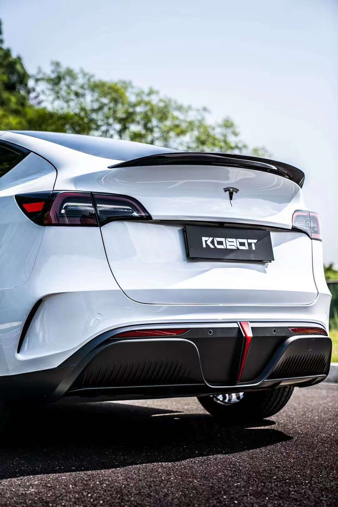 Robot Craftsman Tesla Model Y Starship Polypropylene (PP) Full Bodykit Aftermarket Carbon Fiber Part / Bodykit - Robot Bodykits