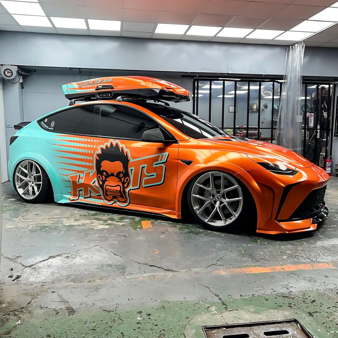 Robot Craftsman Tesla Model Y Starship Polypropylene (PP/frp) Full widebody Bodykit Aftermarket Carbon Fiber Part / Bodykit - Robot Bodykits