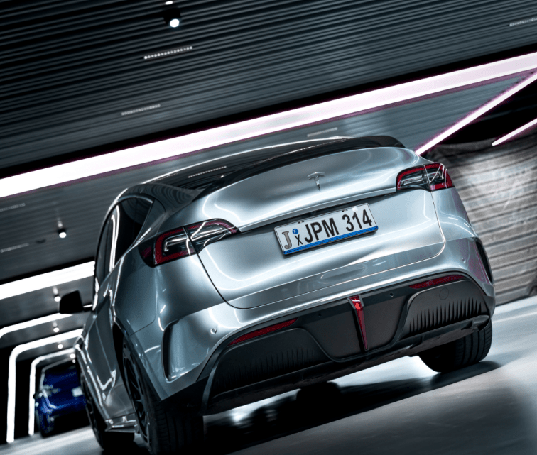 Robot Craftsman Tesla Model Y Starship Polypropylene Rear Bumper & Diffuser Aftermarket Carbon Fiber Part / Bodykit - Robot Bodykits