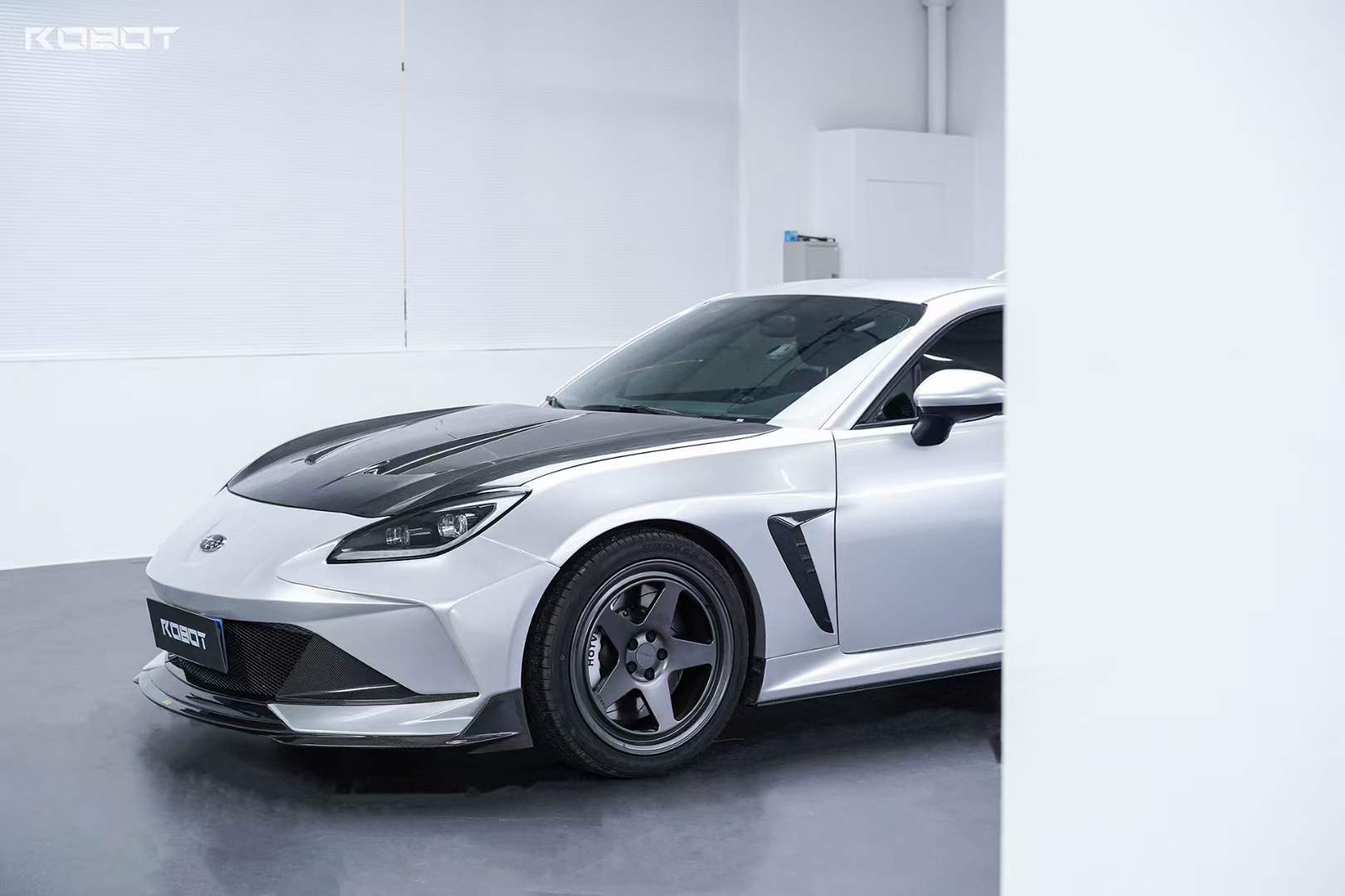 Robot Craftsman Toyota GR86 / BRZ Complete Narrow Body Kit Aftermarket Carbon Fiber Part / Bodykit - Robot Bodykits