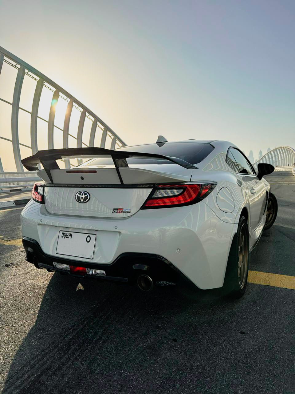 Robot Craftsman Toyota GR86 / BRZ Spoilers / Wings Options Aftermarket Carbon Fiber Part / Bodykit - Robot Bodykits