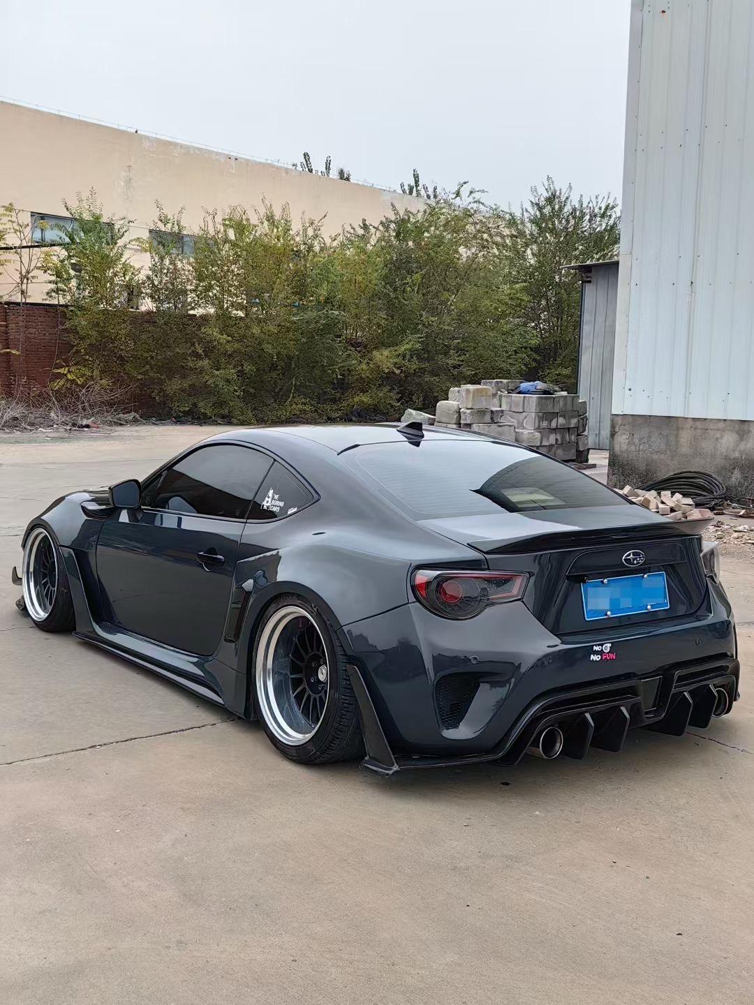 Robot Craftsman Toyota GT86 / BRZ / FRS Fibre Glass Reinforced Plastic Complete Body Kit (FRP) Fits Toyota GT86 / Subaru BRZ – First Gen (2012–2021) Aftermarket Carbon Fiber Part / Bodykit - Robot Bodykits