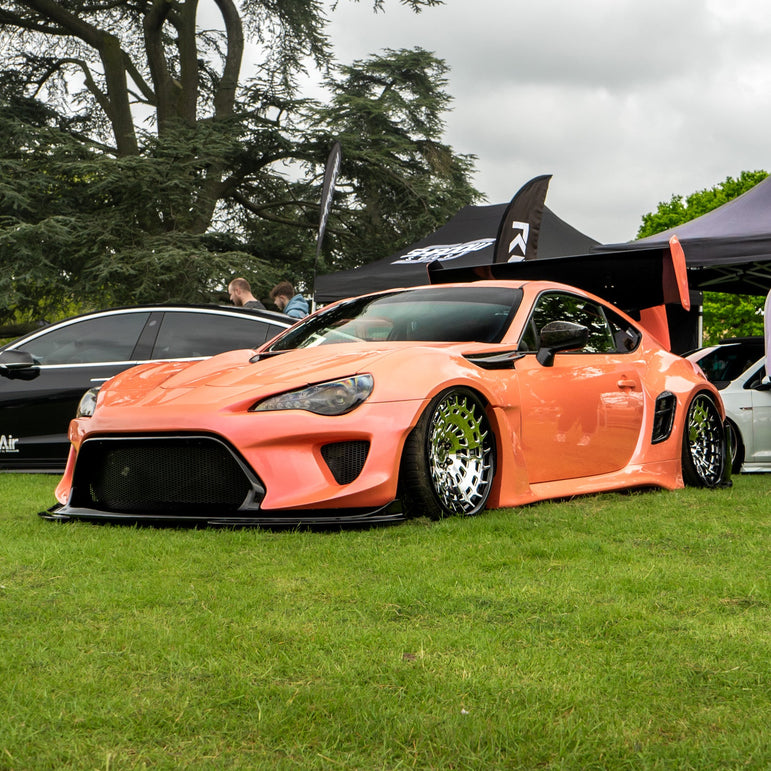 Robot Craftsman Toyota GT86 / BRZ / FRS Fibre Glass Reinforced Plastic Complete Body Kit (FRP) Fits Toyota GT86 / Subaru BRZ – First Gen (2012–2021) Aftermarket Carbon Fiber Part / Bodykit - Robot Bodykits