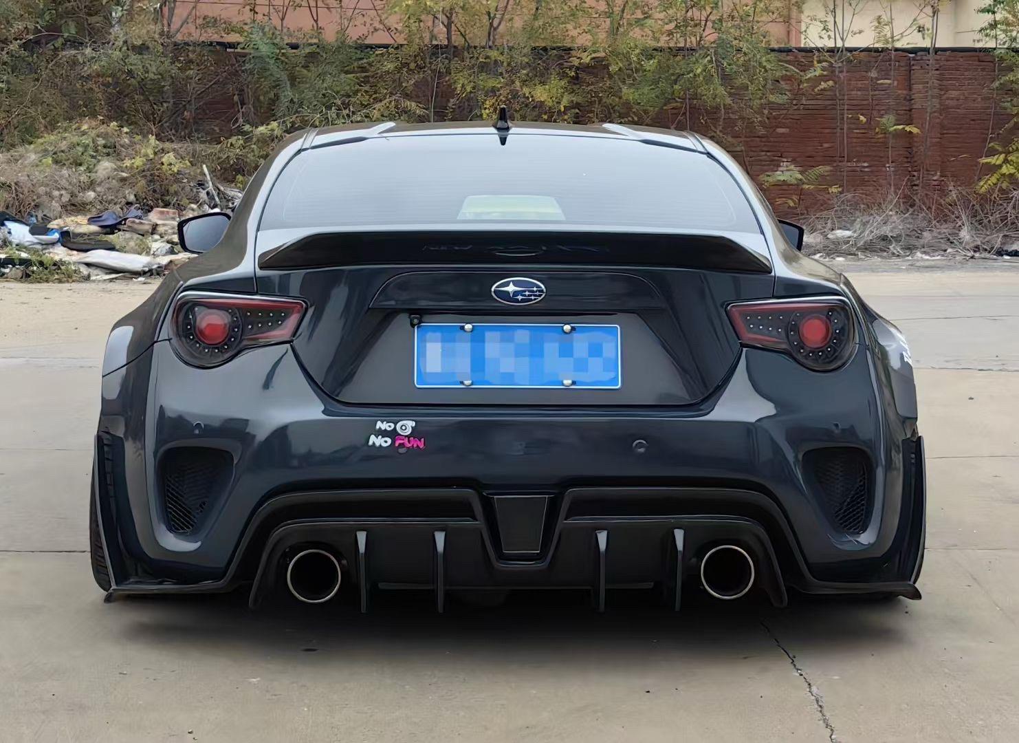 Robot Craftsman Toyota GT86 / BRZ / FRS Fibre Glass Reinforced Plastic Complete Body Kit (FRP) Fits Toyota GT86 / Subaru BRZ – First Gen (2012–2021) Aftermarket Carbon Fiber Part / Bodykit - Robot Bodykits