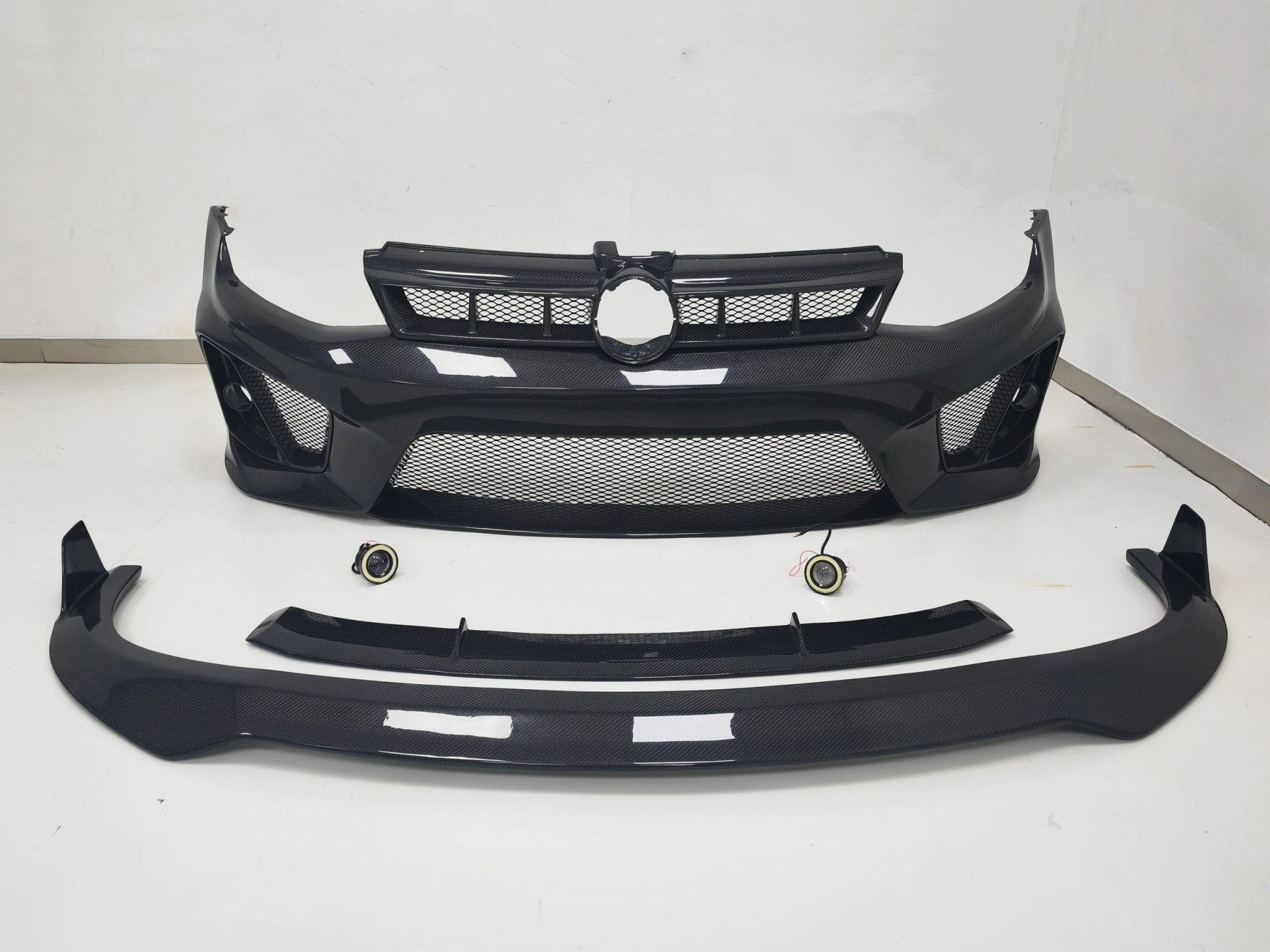 Robot Craftsman Volkswagen Golf / GTI / Golf R MK7 MK7.5 Fibre Glass Reinforced Plastic Complete Front Bumper (FRP) Aftermarket Carbon Fiber Part / Bodykit - Robot Bodykits