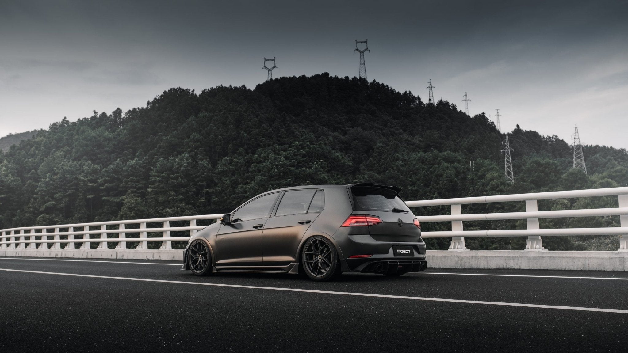 Robot Craftsman Volkswagen Golf / GTI / Golf R MK7 MK7.5 Fibre Glass Reinforced Plastic Complete Front Bumper (FRP) Aftermarket Carbon Fiber Part / Bodykit - Robot Bodykits