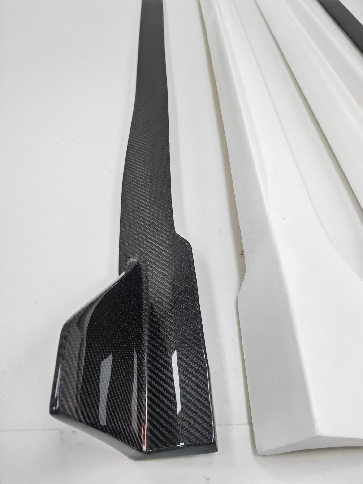 Robot Craftsman Volkswagen Golf / GTI / Golf R MK7 MK7.5 Fibre Glass Reinforced Plastic Complete Front Bumper (FRP) Aftermarket Carbon Fiber Part / Bodykit - Robot Bodykits