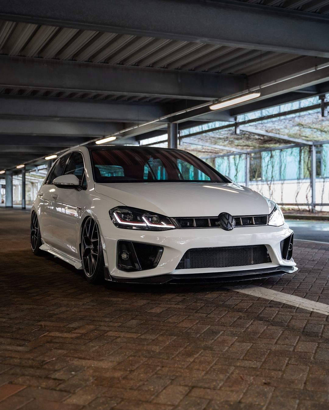 Robot Craftsman Volkswagen Golf / GTI / Golf R MK7 MK7.5 Fibre Glass Reinforced Plastic Complete Front Bumper (FRP) Aftermarket Carbon Fiber Part / Bodykit - Robot Bodykits