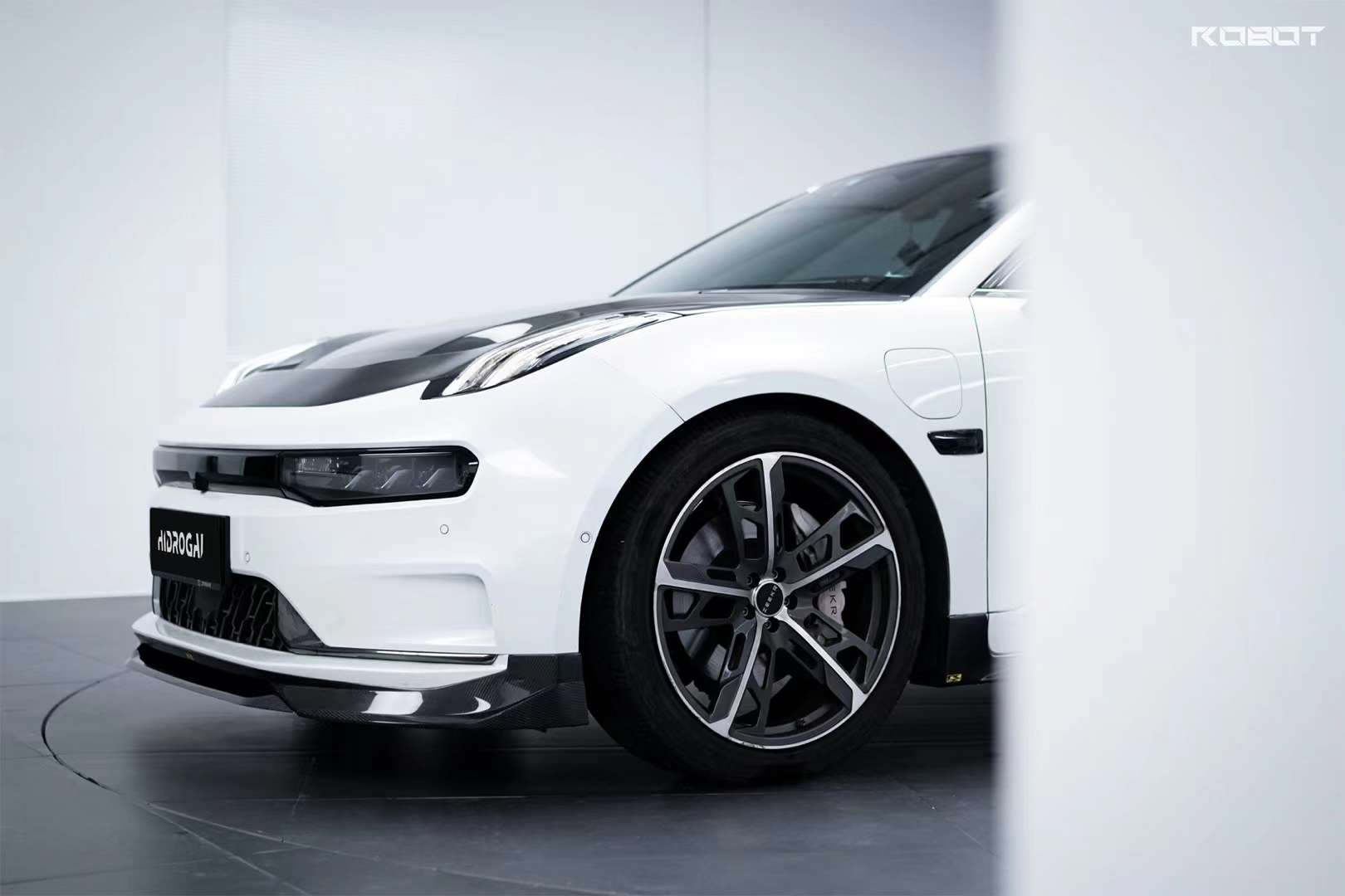 Robot Craftsman Zeekr 001 Complete Bodykit Aftermarket Carbon Fiber Part / Bodykit - Robot Bodykits