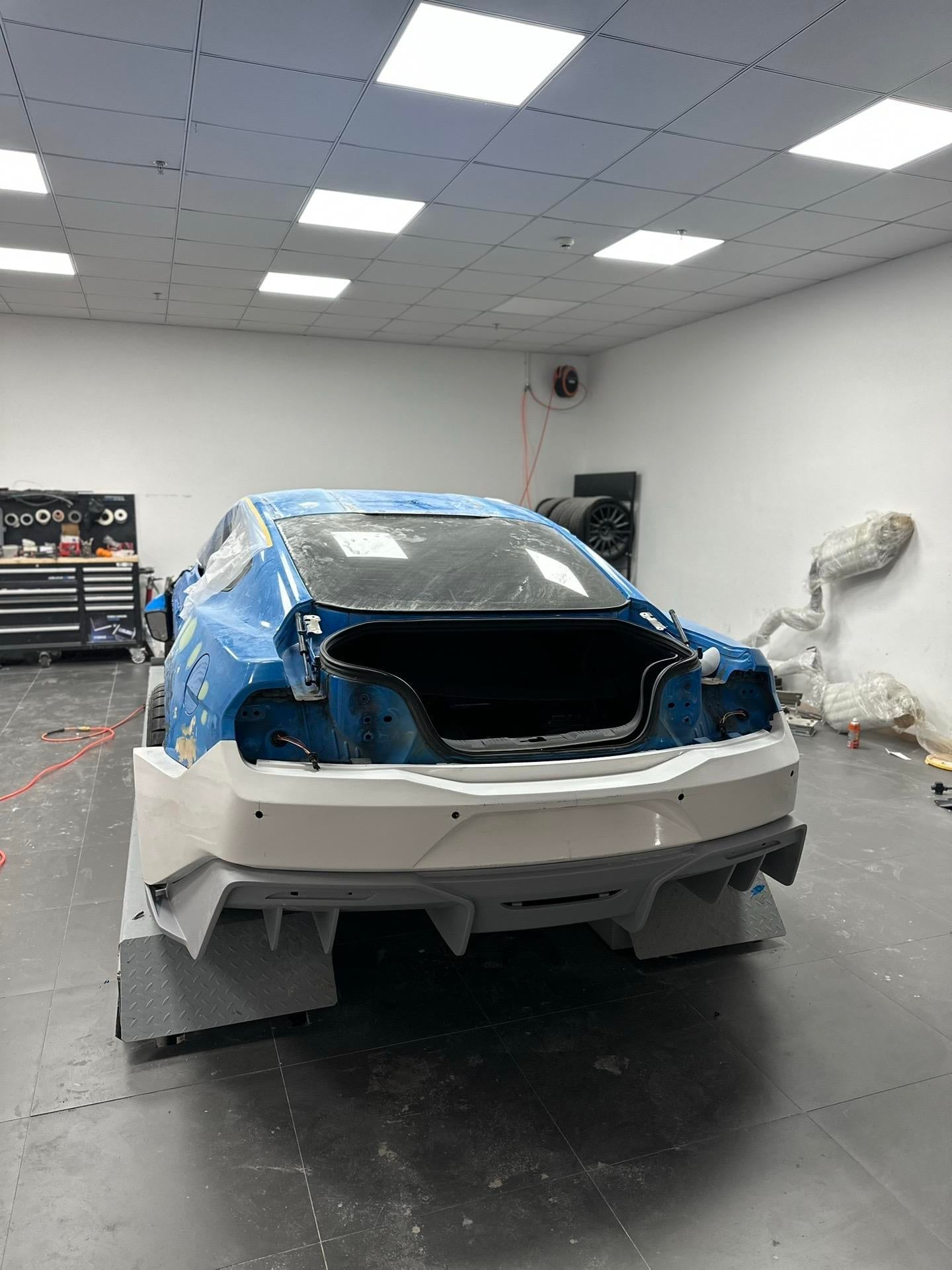Robot Ford Mustang V5 GTR Widebody Kit for S550.1 & S550.2 Aftermarket Carbon Fiber Part / Bodykit - Robot Bodykits