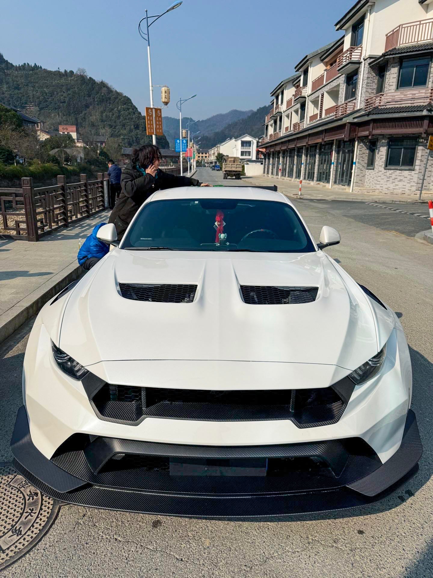 Robot Ford Mustang V5 GTR Widebody Kit for S550.1 & S550.2 Aftermarket Carbon Fiber Part / Bodykit - Robot Bodykits