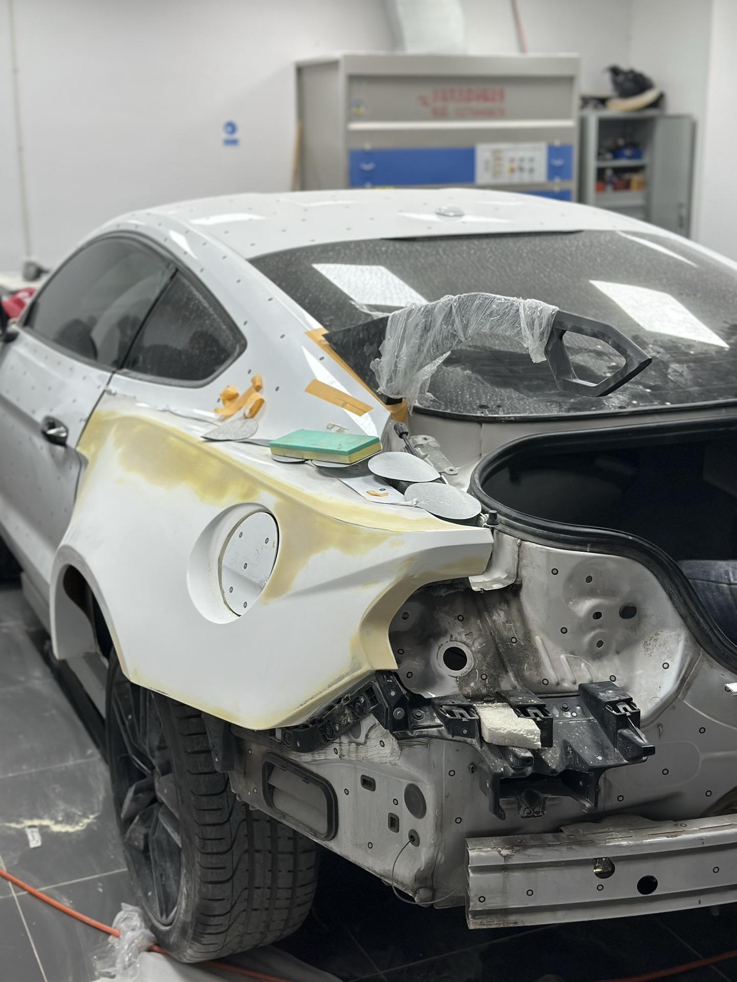 Robot Ford Mustang V5 GTR Widebody Kit for S550.1 & S550.2 Aftermarket Carbon Fiber Part / Bodykit - Robot Bodykits