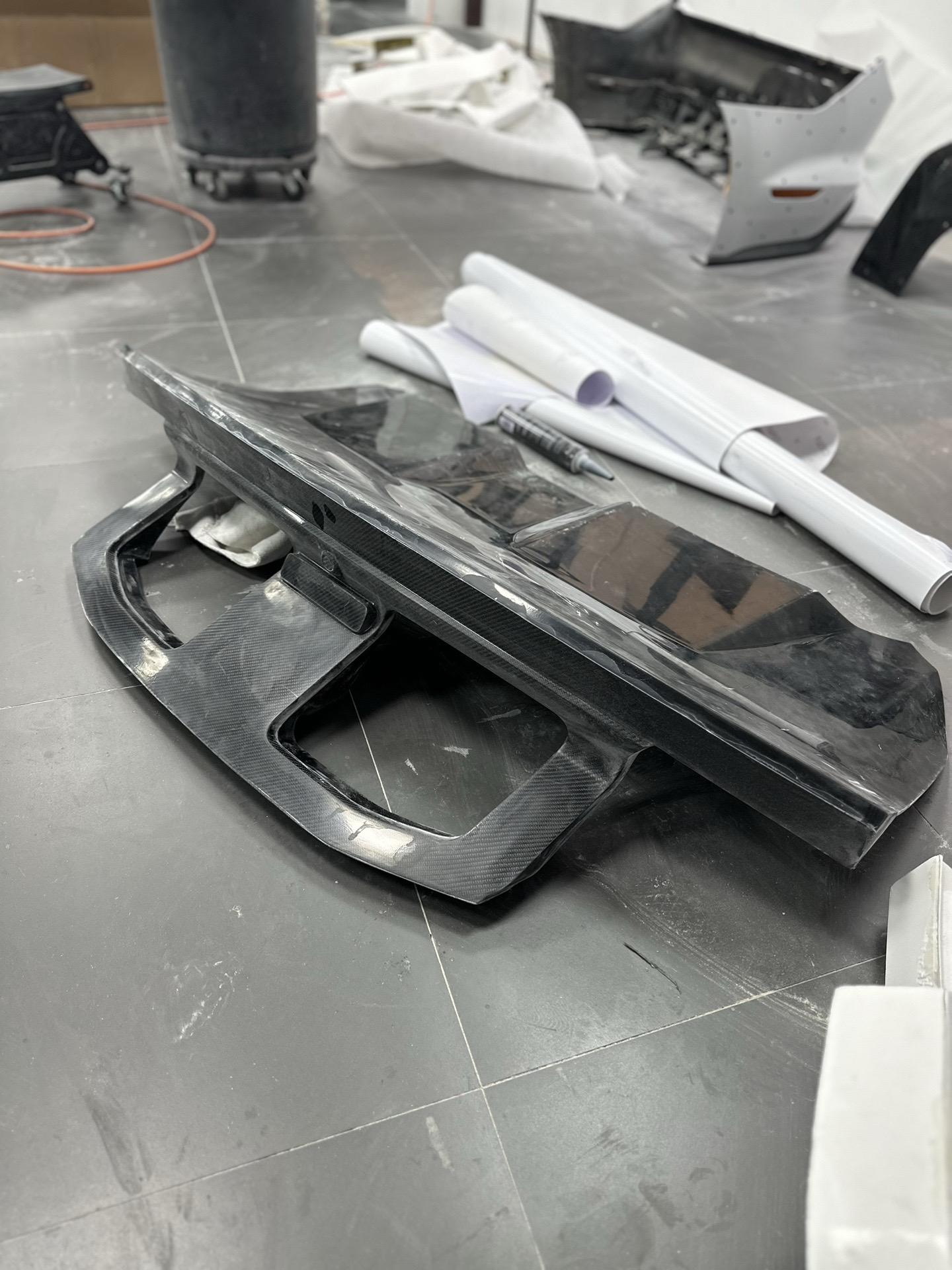 Robot Ford Mustang V5 GTR Widebody Kit for S550.1 & S550.2 Aftermarket Carbon Fiber Part / Bodykit - Robot Bodykits