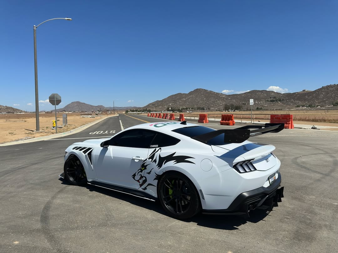 Robot Ford Mustang V5 GTR Widebody Spoiler/Wing for S550.1, S550.2 & S650 Aftermarket Carbon Fiber Part / Bodykit - Robot Bodykits