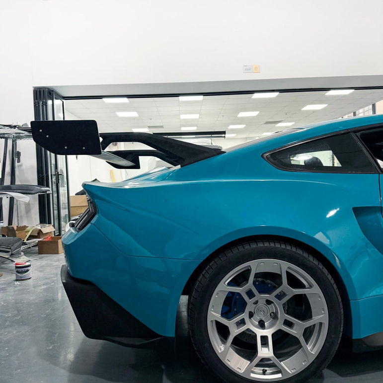 Robot Ford Mustang V5 GTR Widebody Spoiler/Wing for S550.1, S550.2 & S650 Aftermarket Carbon Fiber Part / Bodykit - Robot Bodykits