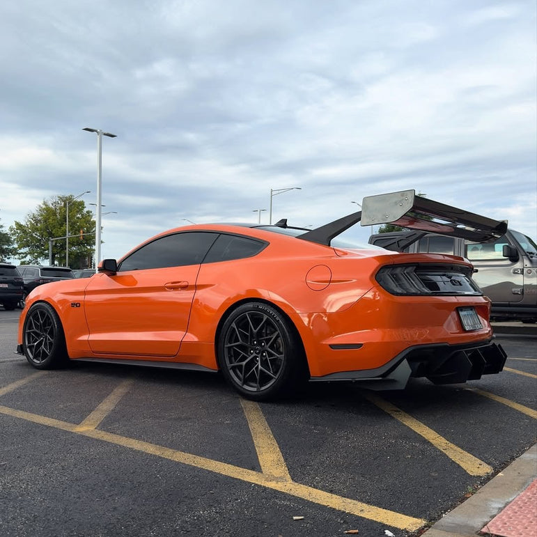 Robot Ford Mustang V5 GTR Widebody Spoiler/Wing for S550.1, S550.2 & S650 Aftermarket Carbon Fiber Part / Bodykit - Robot Bodykits