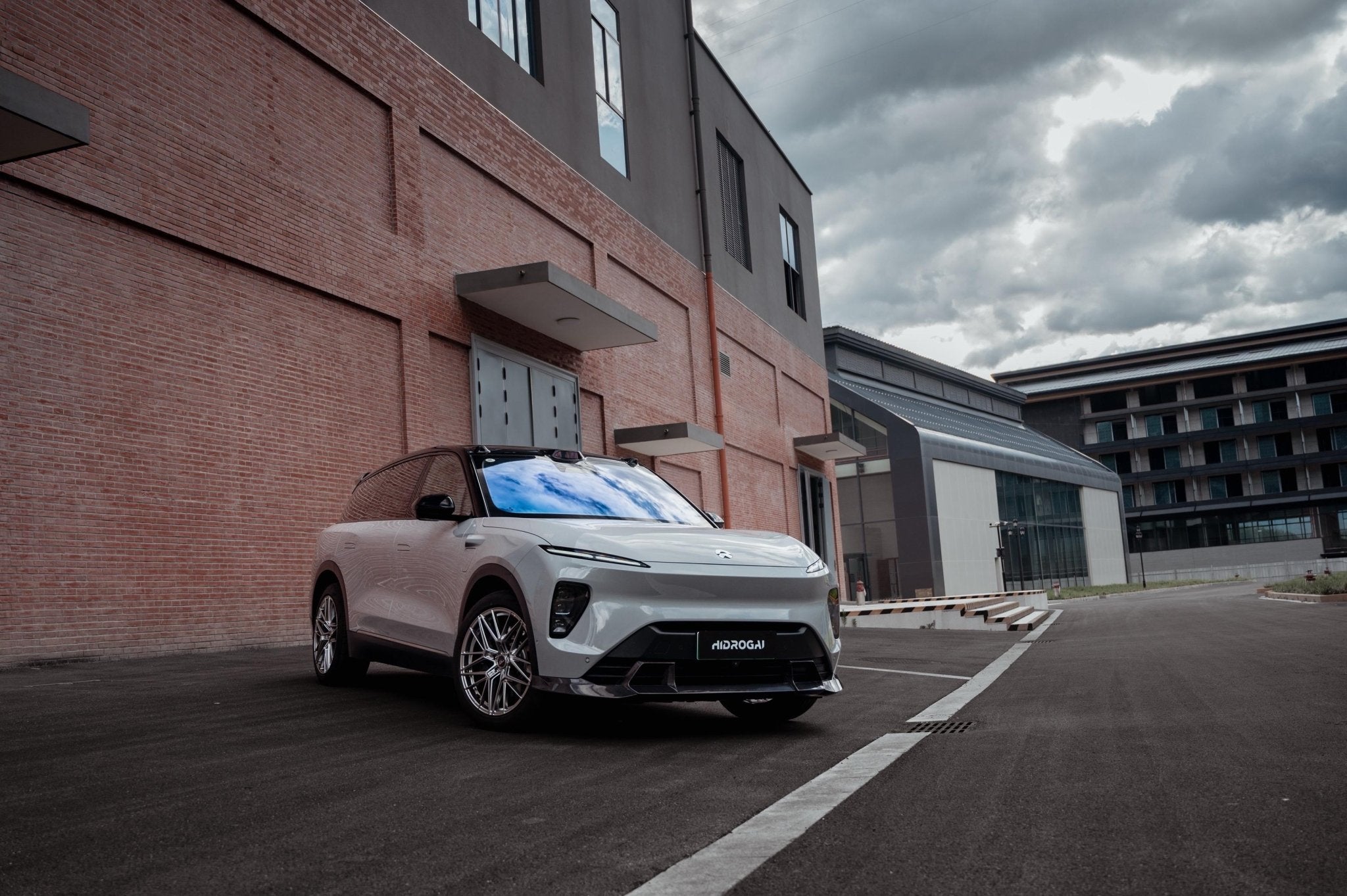 Robot NIO ES8 Lowline Bodykit (Hydrogai Series) 2023 - 2025 Aftermarket Carbon Fiber Part / Bodykit - Robot Bodykits