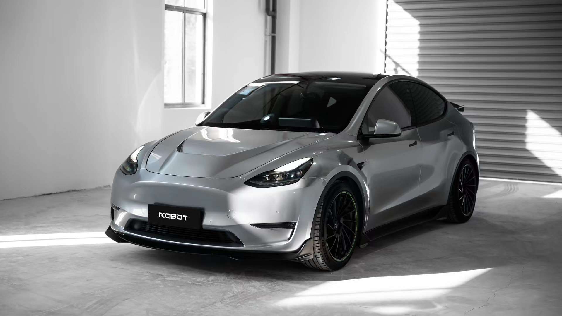 Robot Tesla Model Y Narrow Bodykit 