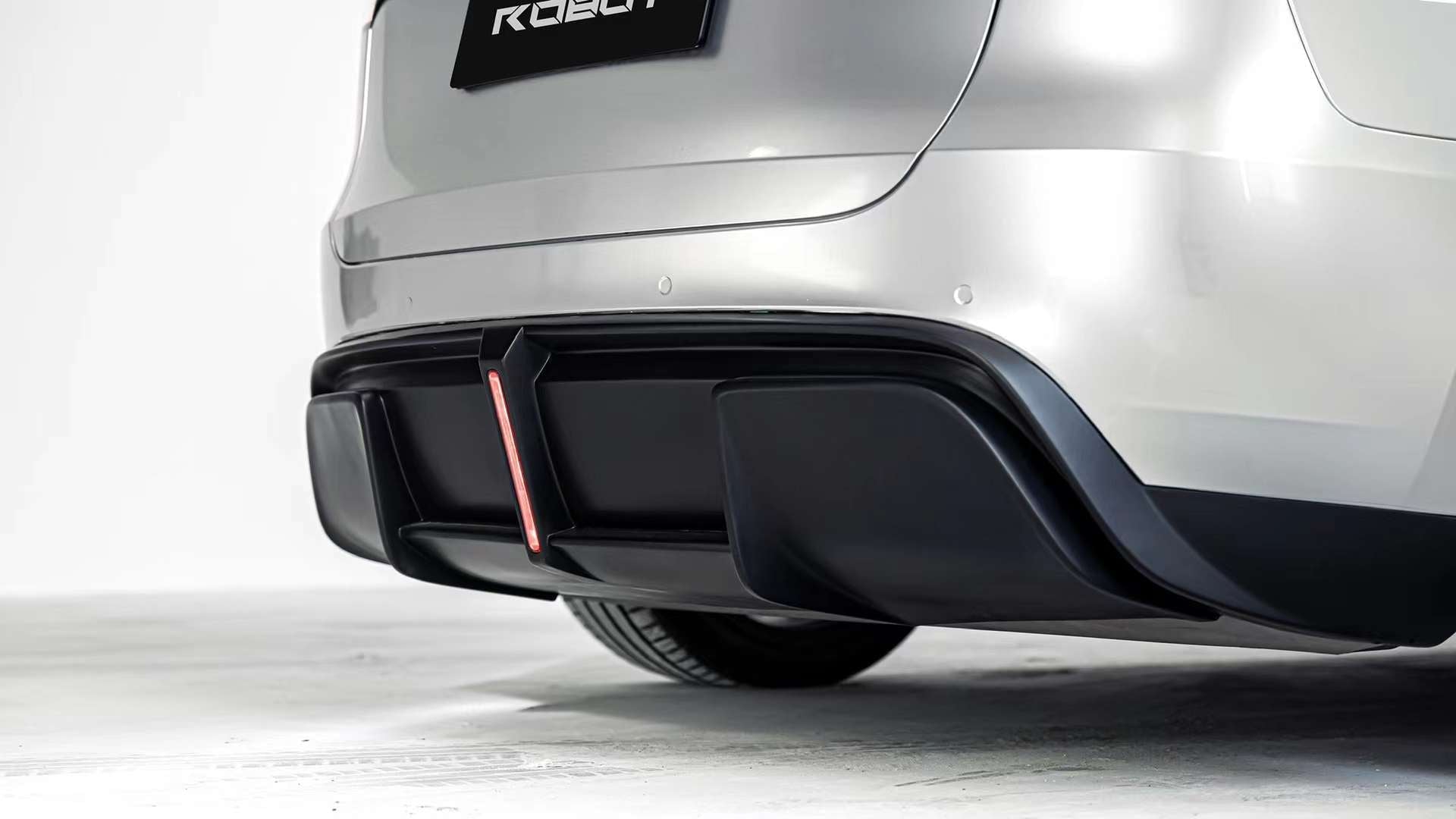 Robot Tesla Model Y Rear Diffuser Aftermarket Carbon Fiber Part / Bodykit - Robot Bodykits