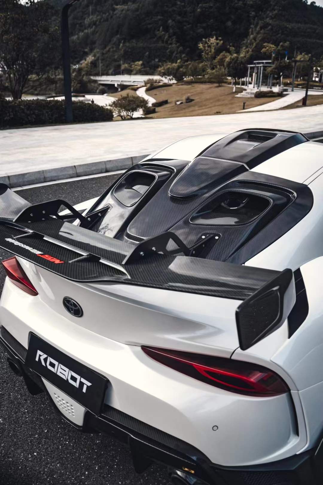 Robot Toyota GR Supra Alerion B Complete Narrow Body Kit Aftermarket Carbon Fiber Part / Bodykit - Robot Bodykits