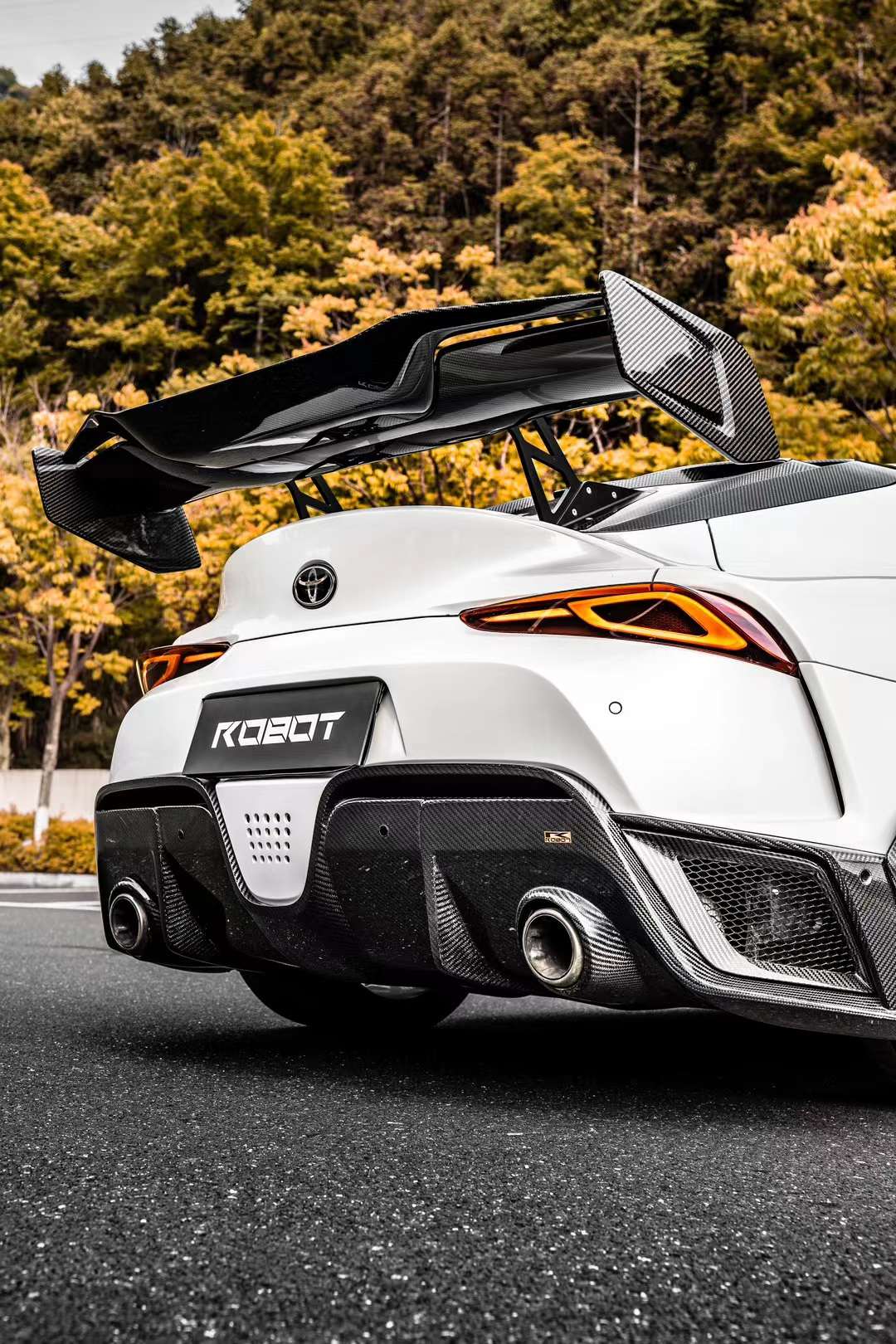 Robot Toyota GR Supra Alerion B Complete Narrow Body Kit Aftermarket Carbon Fiber Part / Bodykit - Robot Bodykits