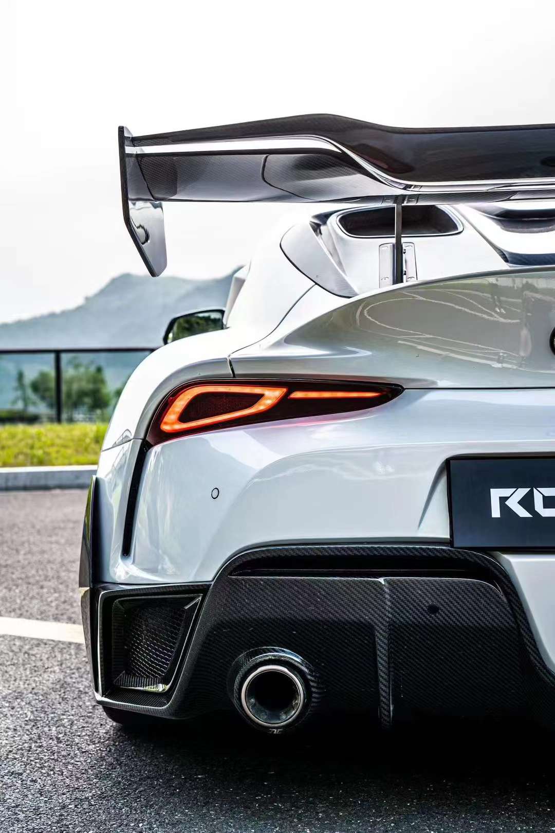 Robot Toyota GR Supra Alerion B Complete Narrow Body Kit Aftermarket Carbon Fiber Part / Bodykit - Robot Bodykits