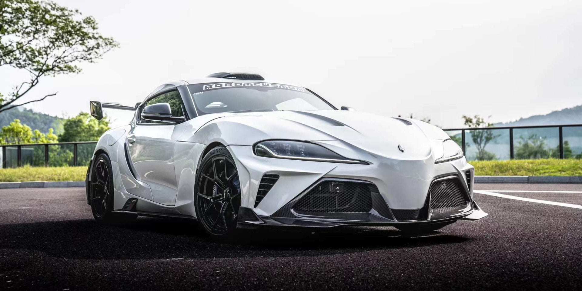 Robot Toyota GR Supra Hyperion A Complete Narrow Body Kit Aftermarket Carbon Fiber Part / Bodykit - Robot Bodykits