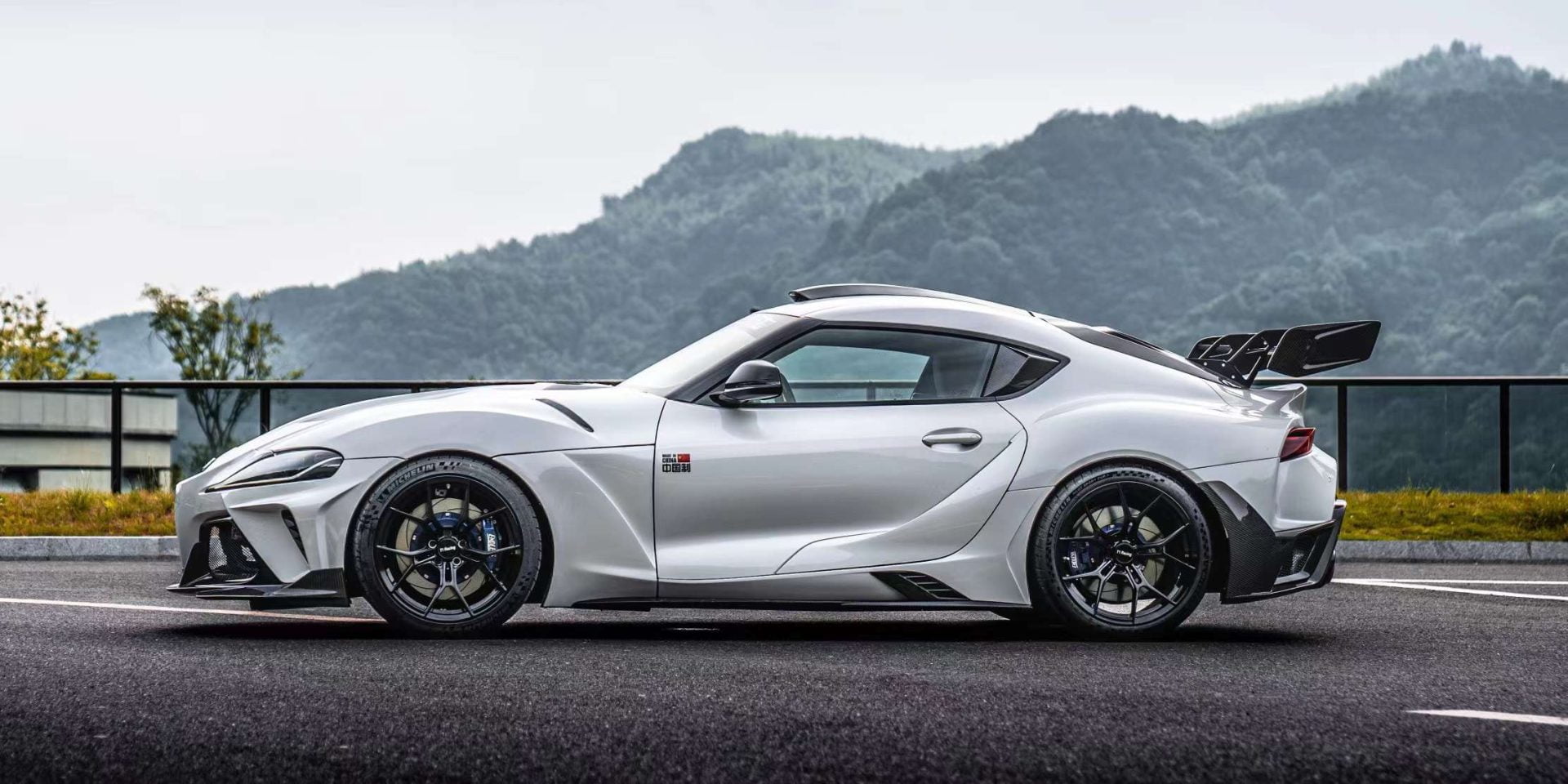 Robot Toyota GR Supra Hyperion A Complete Narrow Body Kit Aftermarket Carbon Fiber Part / Bodykit - Robot Bodykits