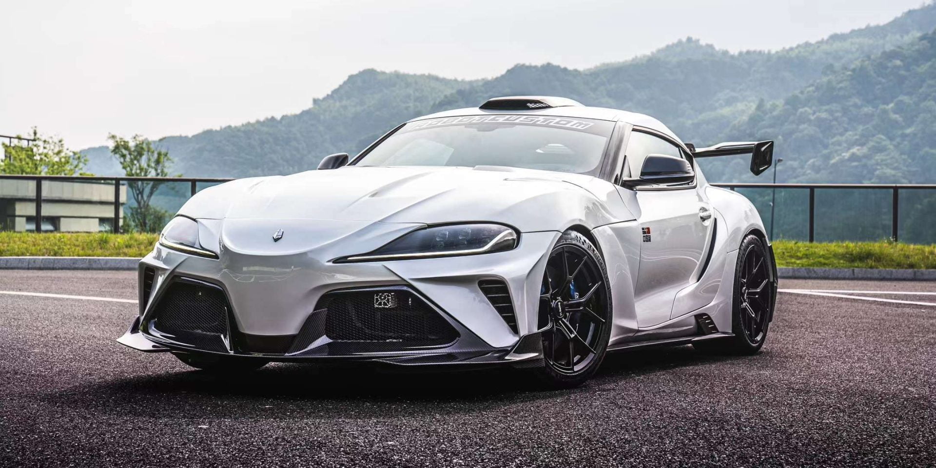 Robot Toyota GR Supra Hyperion A Complete Narrow Body Kit Aftermarket Carbon Fiber Part / Bodykit - Robot Bodykits