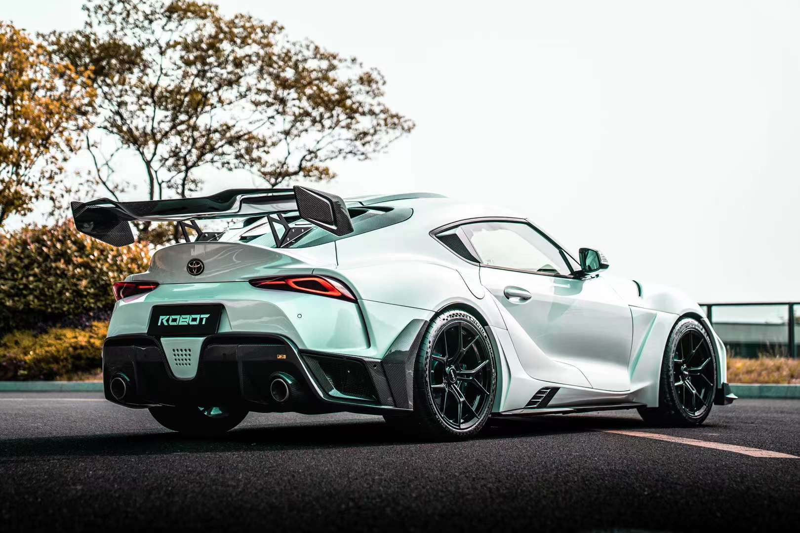 Robot Toyota GR Supra Hyperion A Complete Narrow Body Kit Aftermarket Carbon Fiber Part / Bodykit - Robot Bodykits