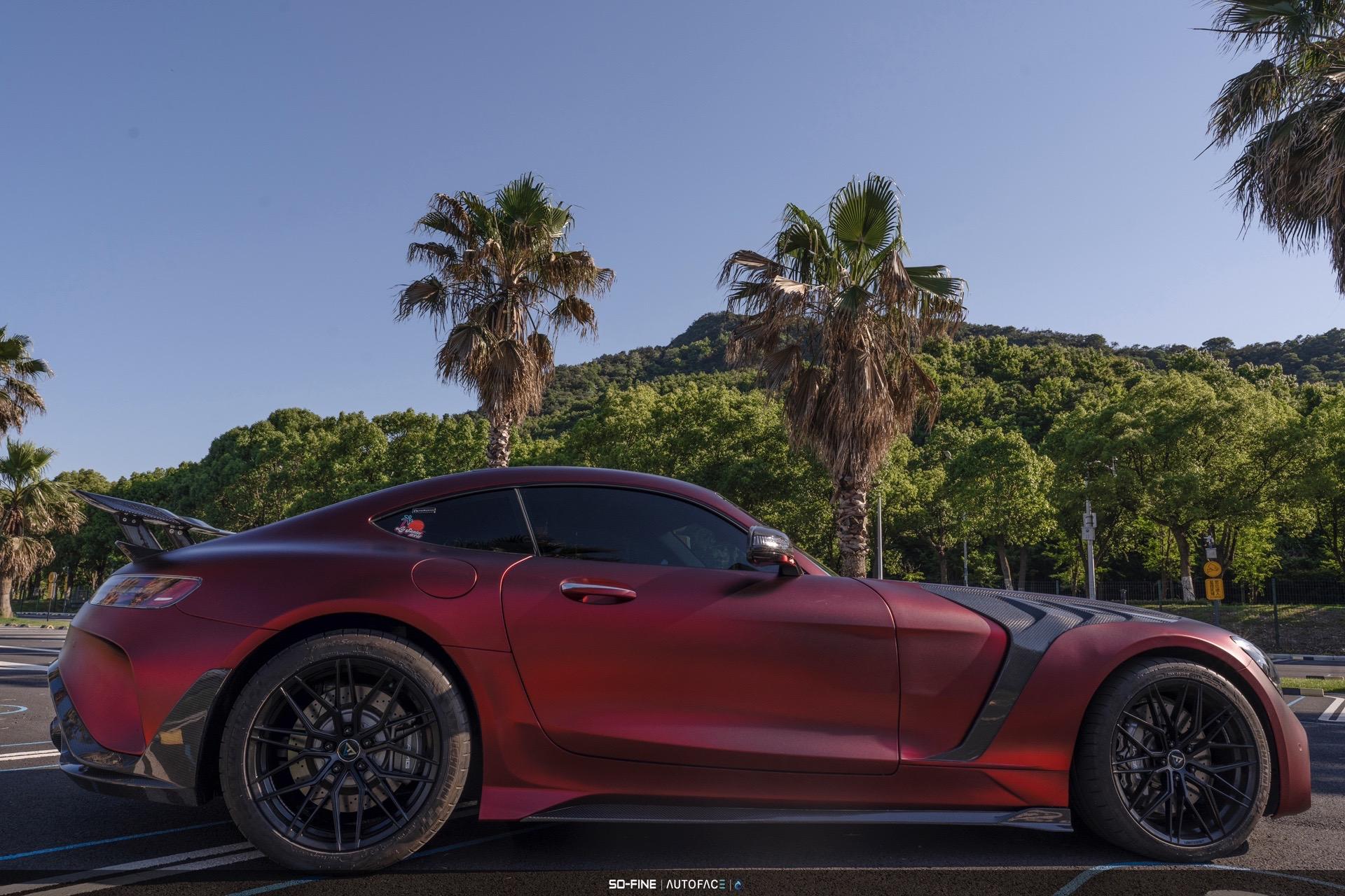 Robot Works Mercedes AMG GT Front Arch Aftermarket Carbon Fiber Part / Bodykit - Robot Bodykits