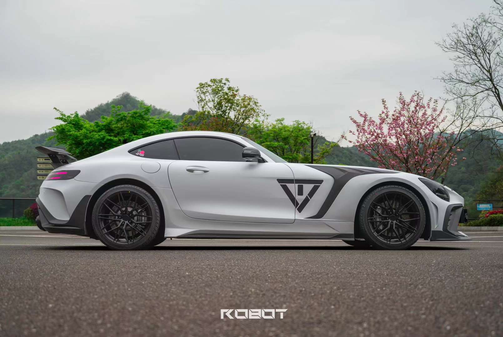 Robot Works Mercedes AMG GT Spoiler Aftermarket Carbon Fiber Part / Bodykit - Robot Bodykits