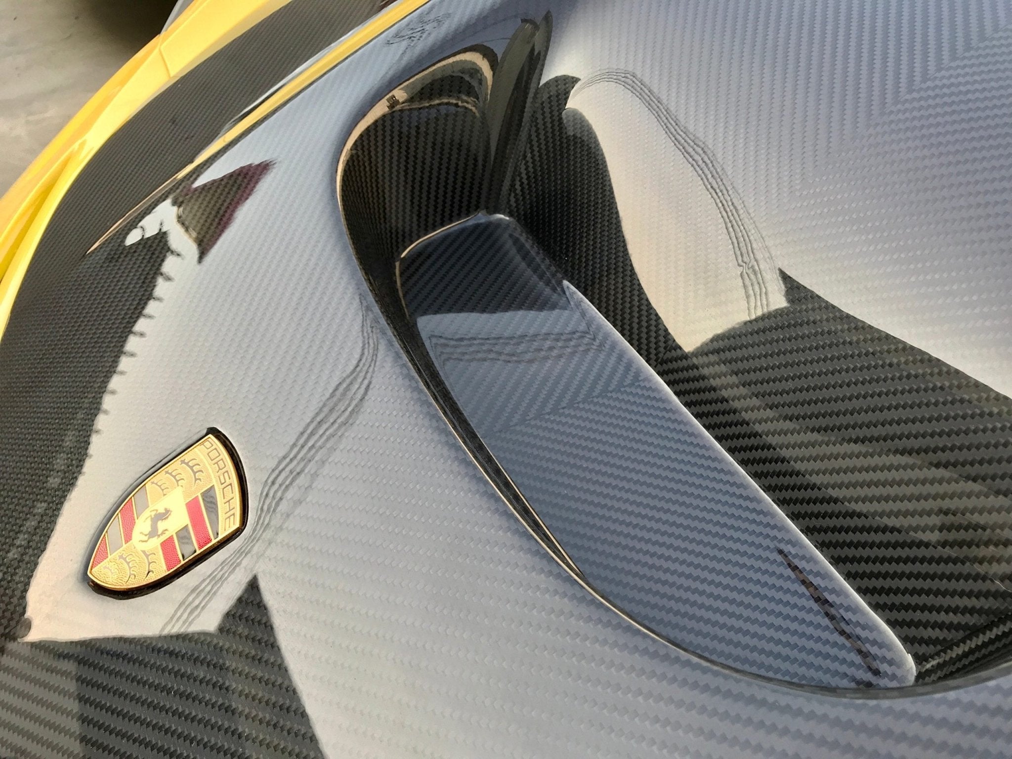 SD Carbon Design DRY Carbon Fiber Hood Bonnet For Porsche 911 991 / 718 Cayman Boxster Aftermarket Carbon Fiber Part / Bodykit - Robot Bodykits