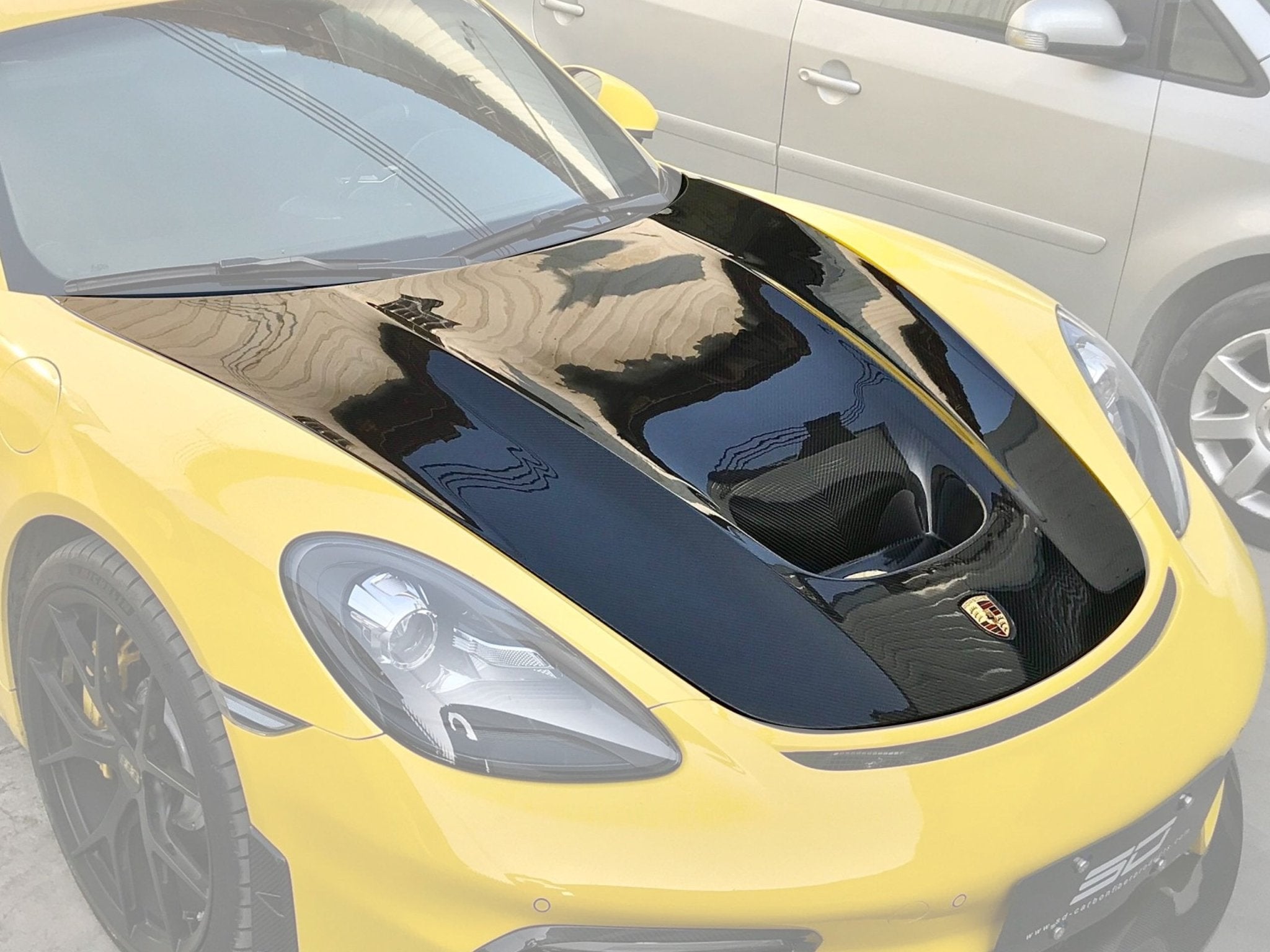 SD Carbon Design DRY Carbon Fiber Hood Bonnet For Porsche 911 991 / 718 Cayman Boxster Aftermarket Carbon Fiber Part / Bodykit - Robot Bodykits