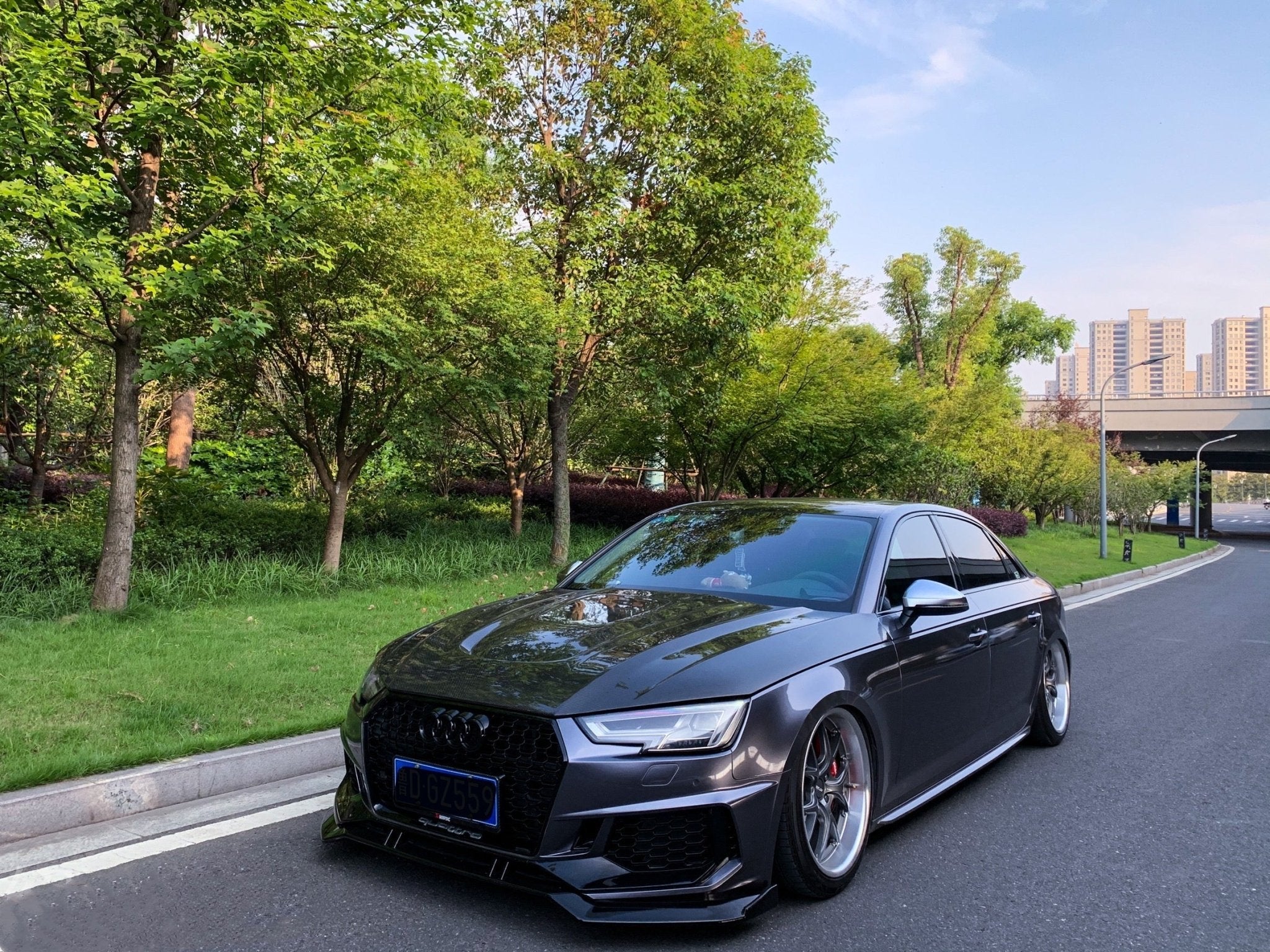 SD Carbon Fiber Tempered Glass Hood Bonnet For Audi A4 S4 2017-ON B9 B9.5 Aftermarket Carbon Fiber Part / Bodykit - Robot Bodykits