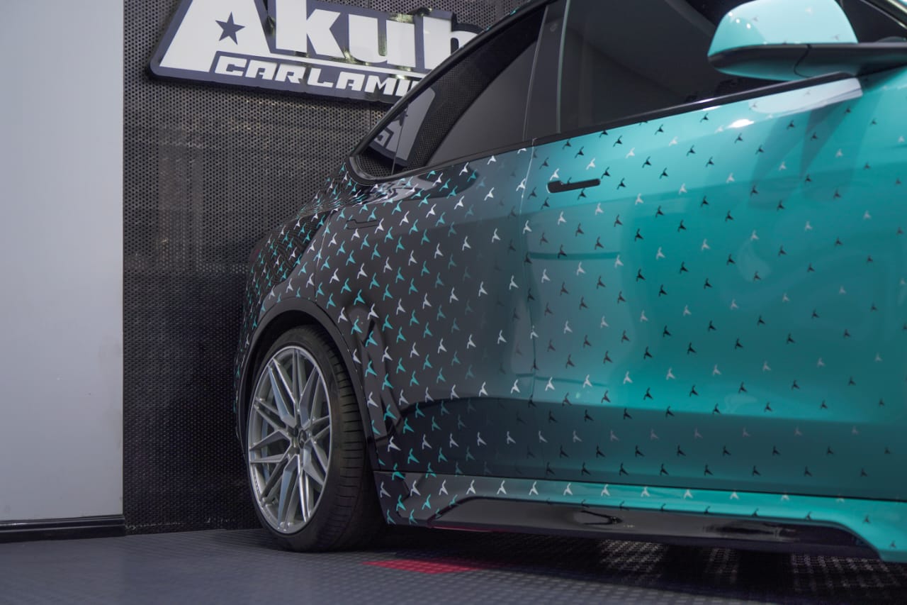 SD Carbon Tesla Model Y Full Plastic or Dry Carbon Narrowbody Bodykit Aftermarket Carbon Fiber Part / Bodykit - Robot Bodykits