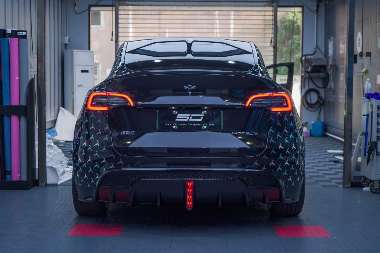 SD Carbon Tesla Model Y Full Plastic or Dry Carbon Narrowbody Bodykit Aftermarket Carbon Fiber Part / Bodykit - Robot Bodykits