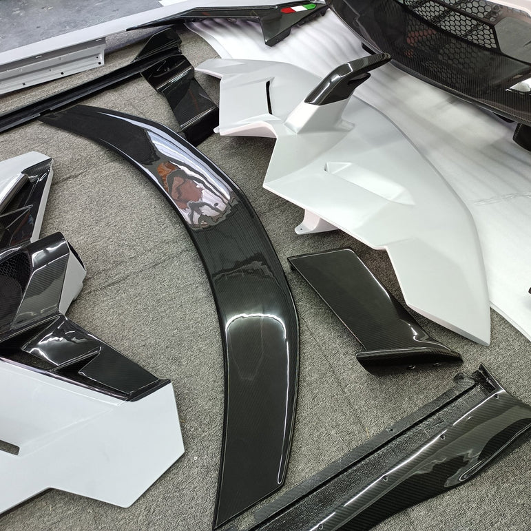 SD Dry Carbon Fibre Conversion Full Body Kit Conversion for Lamborghini Aventador LP700/720/740/750 Upgrade to SVJ Full Body Kit Aftermarket Carbon Fiber Part / Bodykit - Robot Bodykits
