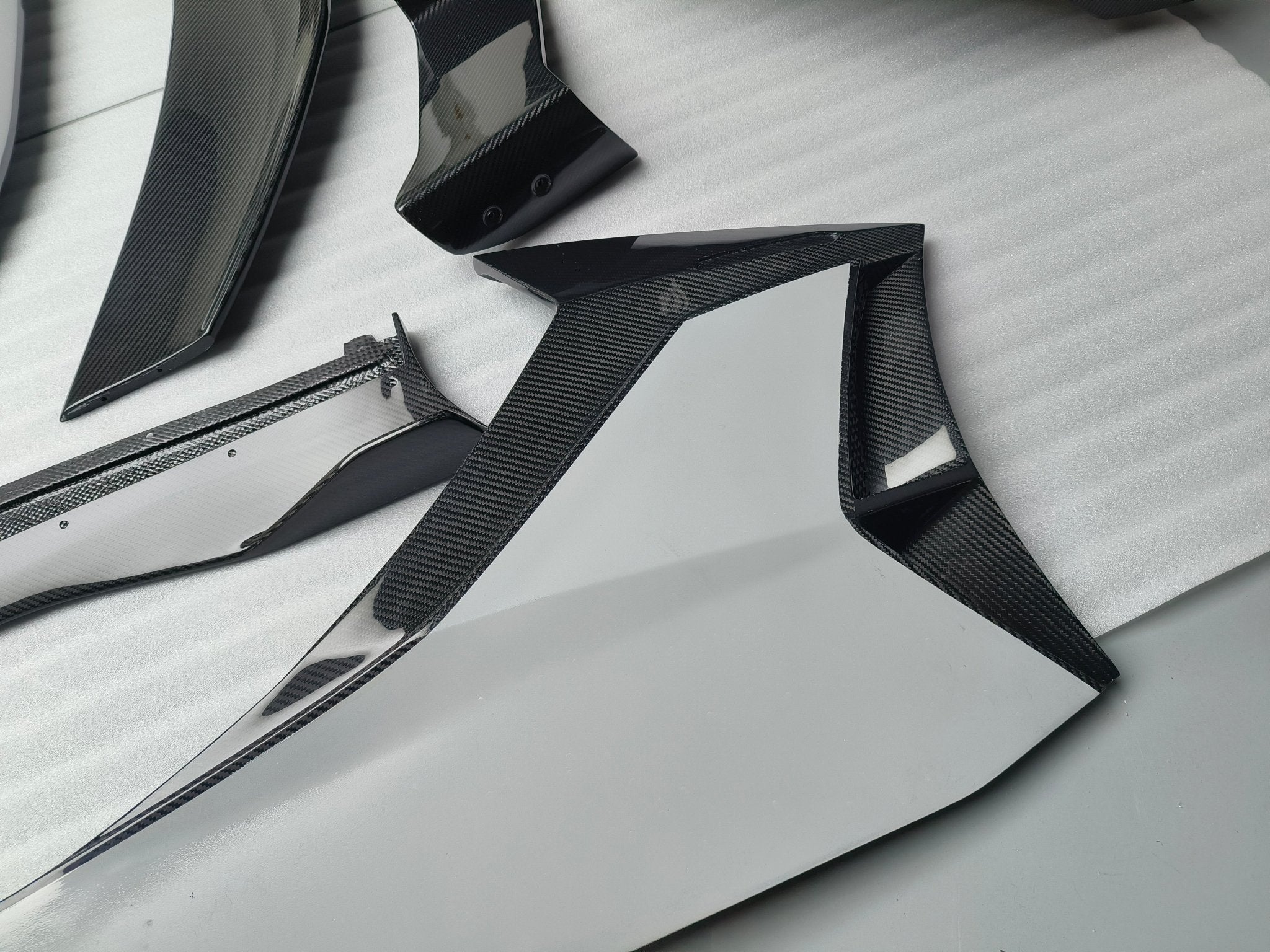 SD Dry Carbon Fibre Conversion Full Body Kit Conversion for Lamborghini Aventador LP700/720/740/750 Upgrade to SVJ Full Body Kit Aftermarket Carbon Fiber Part / Bodykit - Robot Bodykits
