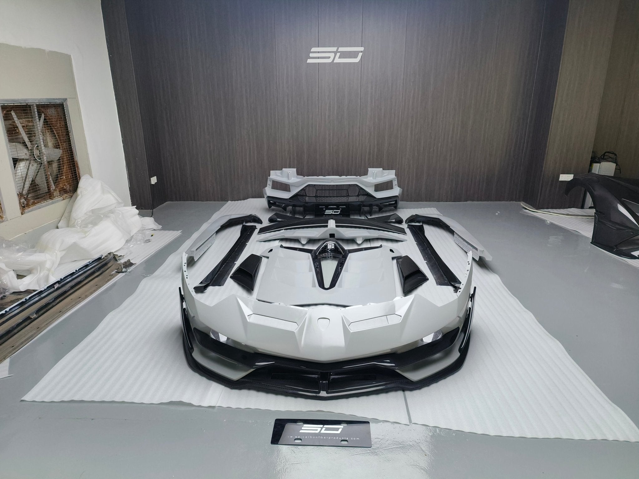 SD Dry Carbon Fibre Conversion Full Body Kit Conversion for Lamborghini Aventador LP700/720/740/750 Upgrade to SVJ Full Body Kit Aftermarket Carbon Fiber Part / Bodykit - Robot Bodykits