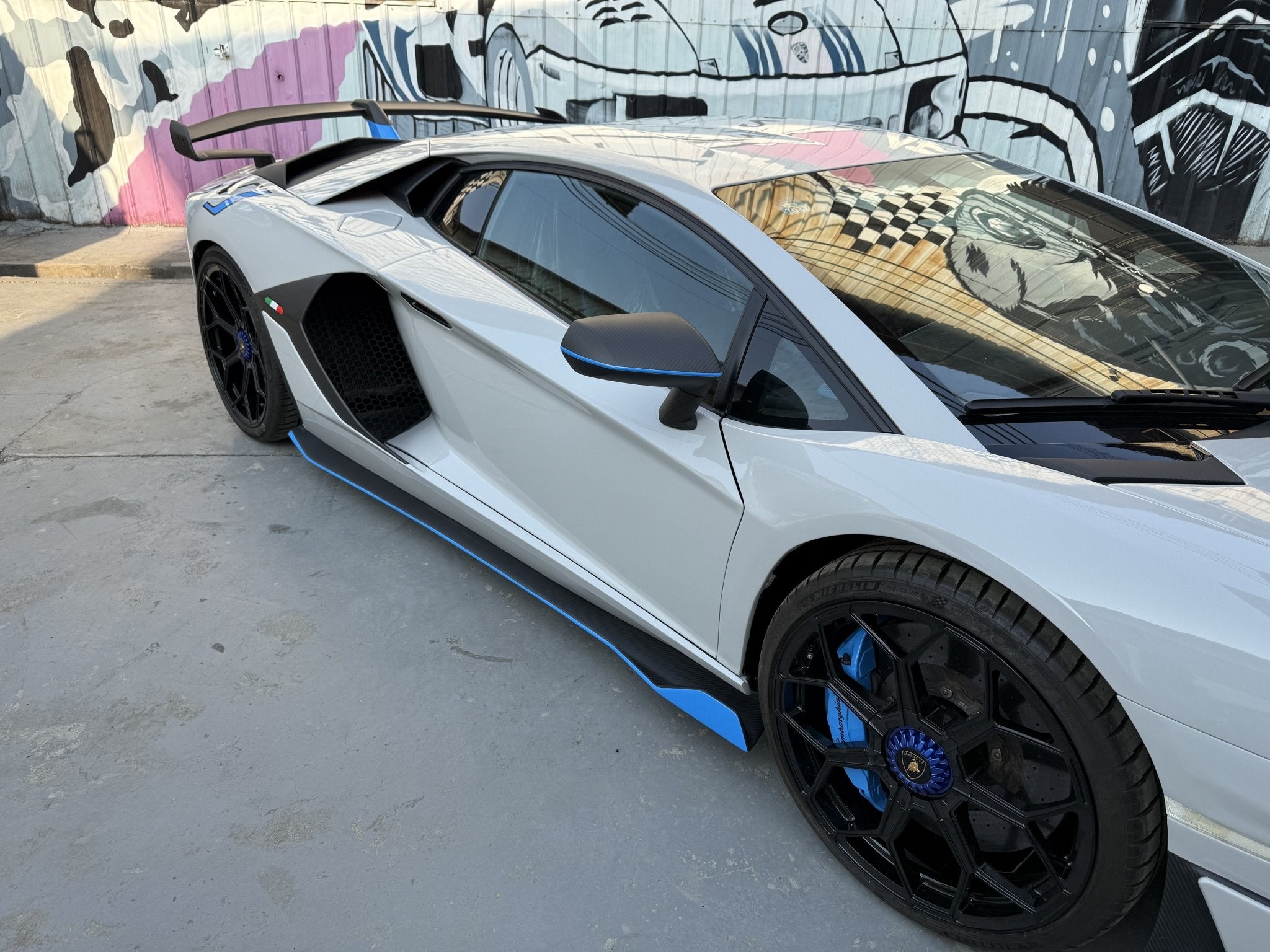 SD Dry Carbon Fibre Conversion Full Body Kit Conversion for Lamborghini Aventador LP700/720/740/750 Upgrade to SVJ Full Body Kit Aftermarket Carbon Fiber Part / Bodykit - Robot Bodykits