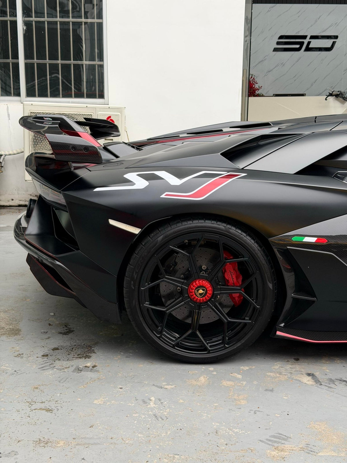 SD Dry Carbon Fibre Conversion Full Body Kit Conversion for Lamborghini Aventador LP700/720/740/750 Upgrade to SVJ Full Body Kit Aftermarket Carbon Fiber Part / Bodykit - Robot Bodykits