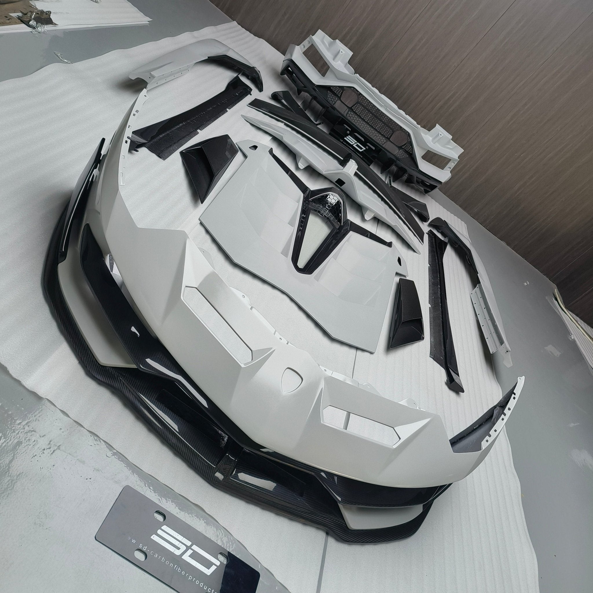 SD Dry Carbon Fibre Conversion Full Body Kit Conversion for Lamborghini Aventador LP700/720/740/750 Upgrade to SVJ Full Body Kit Aftermarket Carbon Fiber Part / Bodykit - Robot Bodykits