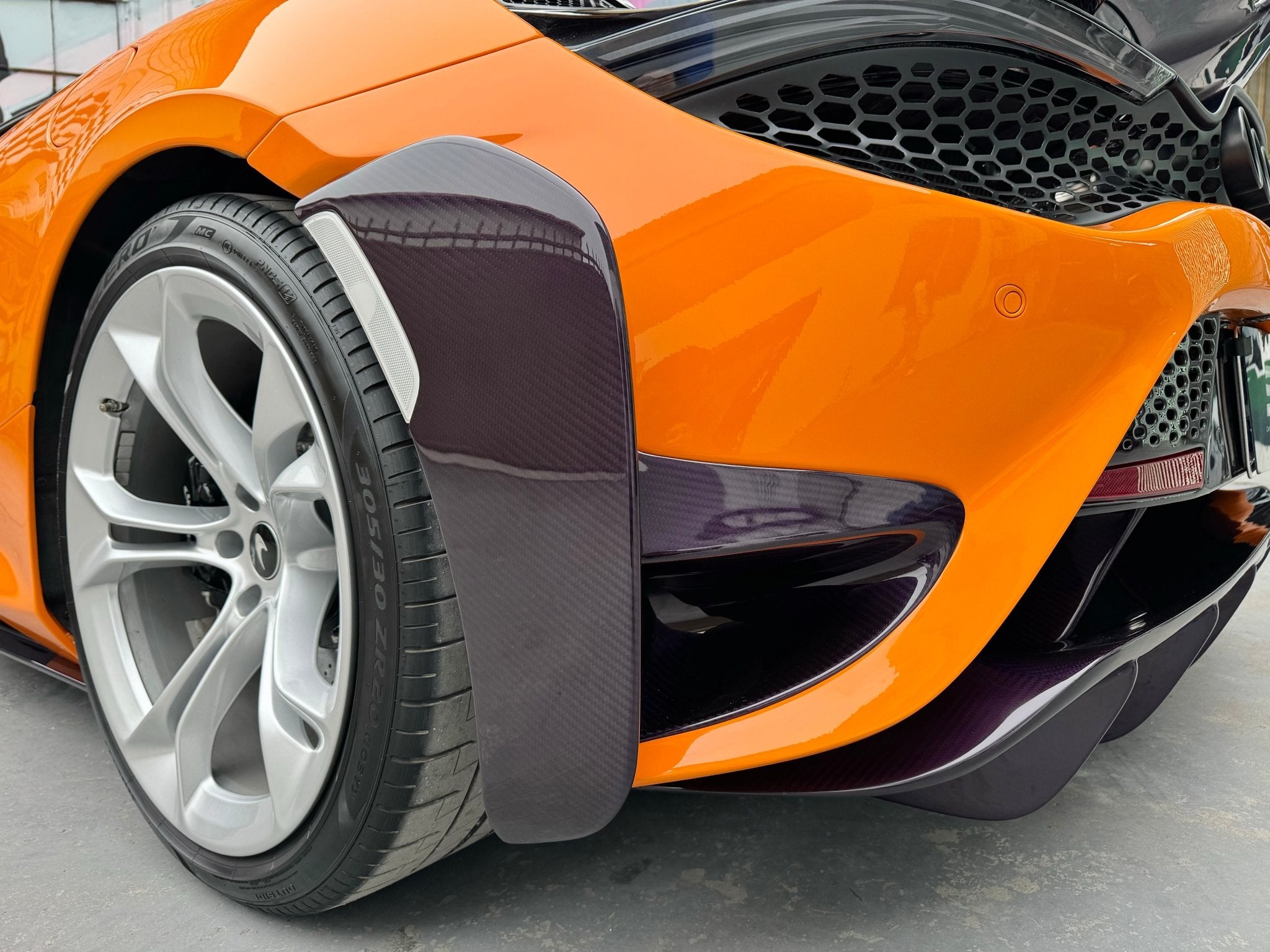 SD Dry Carbon Fibre Conversion Full Body Kit for McLaren 720S to 765LT Aftermarket Carbon Fiber Part / Bodykit - Robot Bodykits