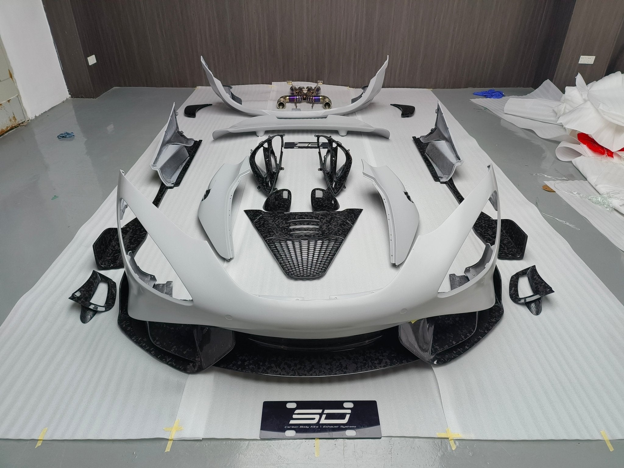 SD Dry Carbon Fibre Conversion Full Body Kit for McLaren 720S to 765LT Aftermarket Carbon Fiber Part / Bodykit - Robot Bodykits