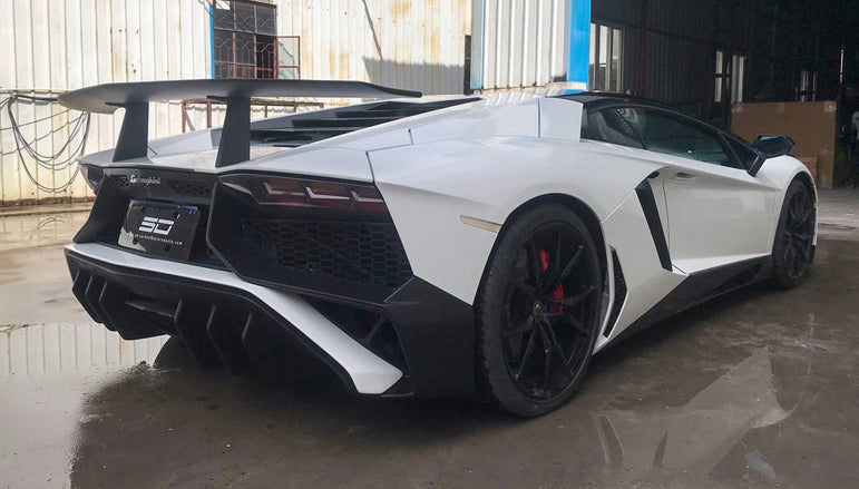 SD Dry Carbon Fibre Full Body Kit Conversion for Lamborghini Aventador LP700/720/740/750 Upgrade to SV Full Body Kit Aftermarket Carbon Fiber Part / Bodykit - Robot Bodykits