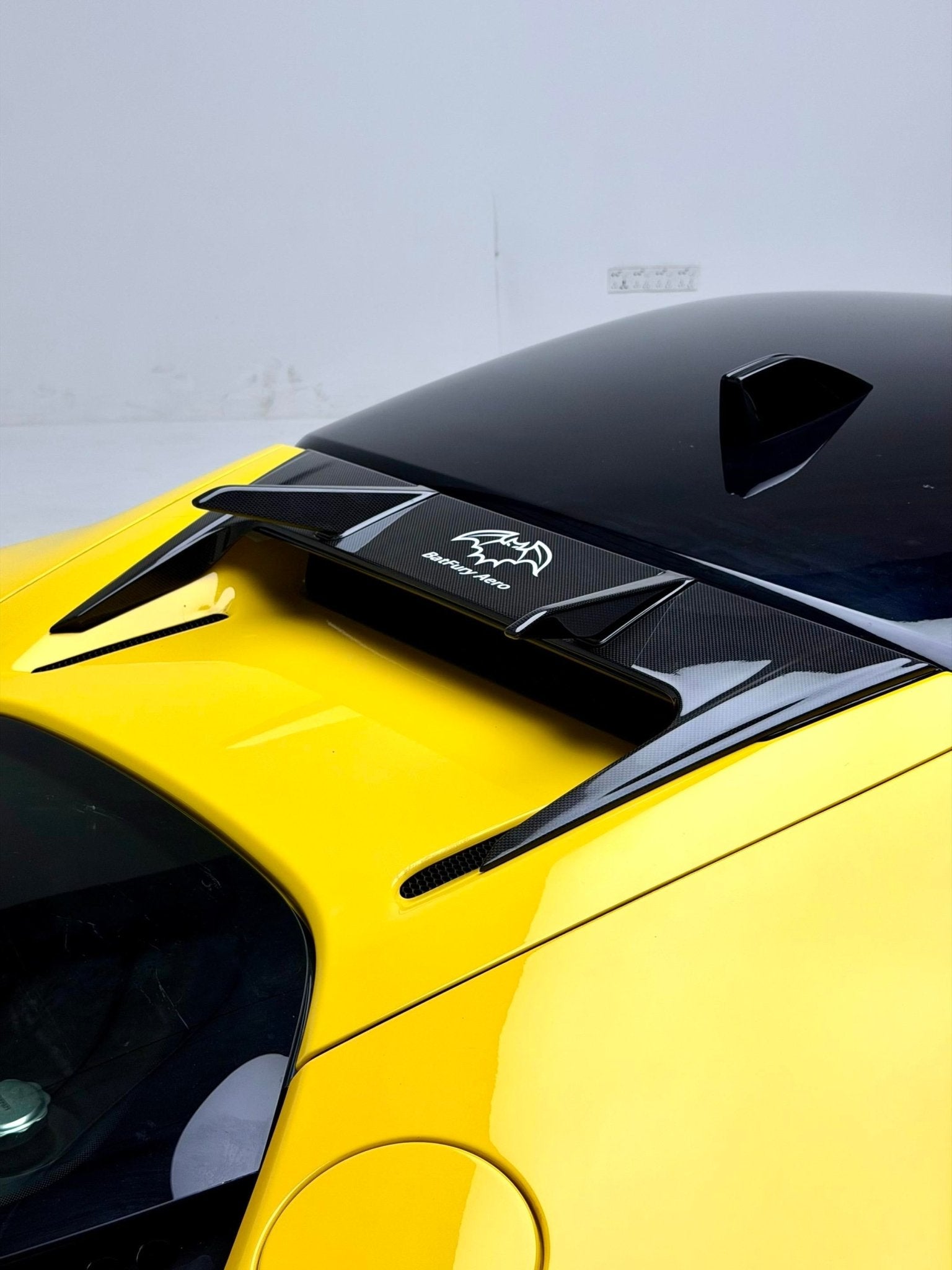 SD Dry Carbon Fibre (Prepreg) Full Aero Bodykit for Ferrari SF90 Aftermarket Carbon Fiber Part / Bodykit - Robot Bodykits