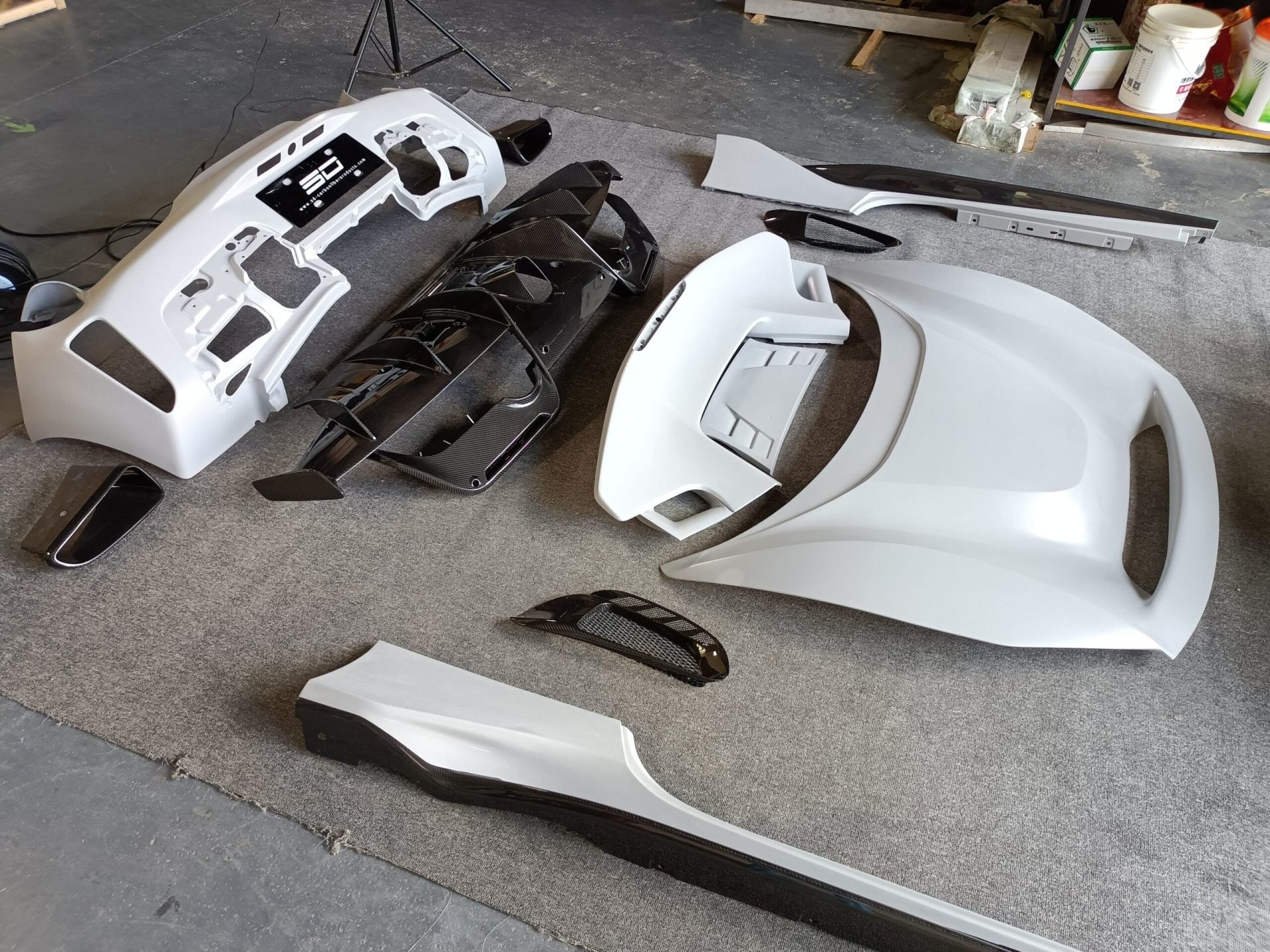 SD Dynamics Full Ferrari 488GTB Upgrade to Pista Conversion Body Kit Aftermarket Carbon Fiber Part / Bodykit - Robot Bodykits