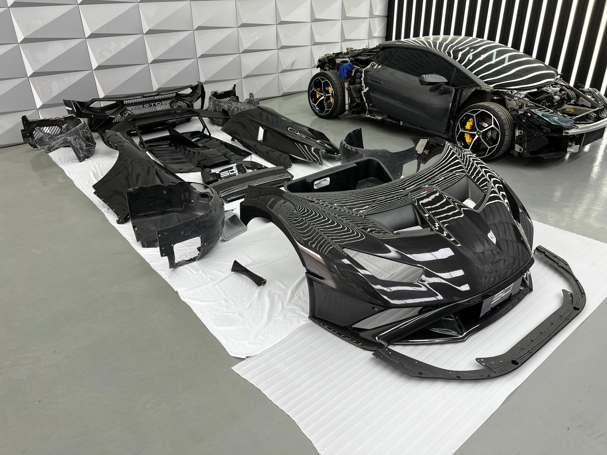 SD Dynamics Lamborghini Huracan to STO Conversion Dry-Carbon Full Body Kit Aftermarket Carbon Fiber Part / Bodykit - Robot Bodykits